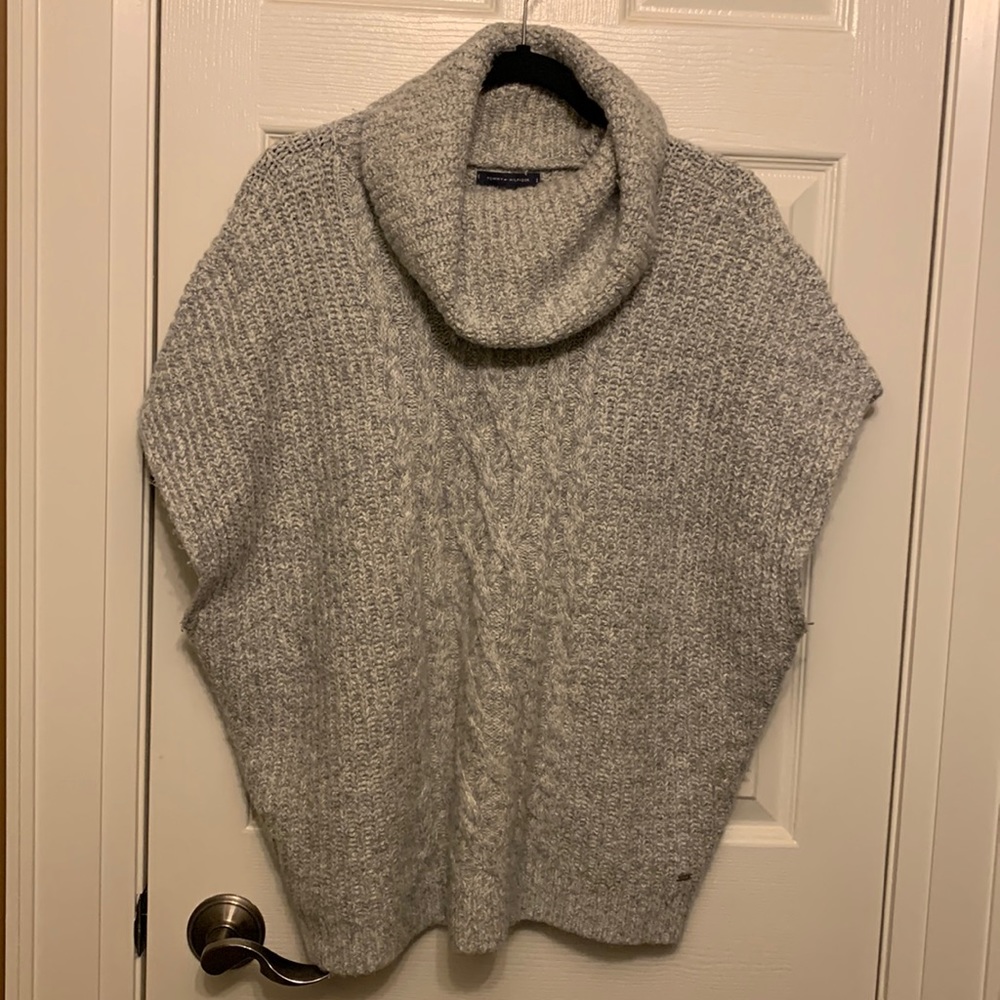 Tommy Hilfiger Cable Knit Sweater